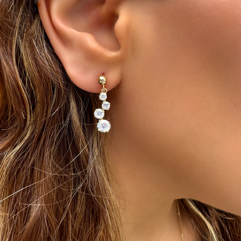 Sparkling yellow gold earrings - Four zircon stones