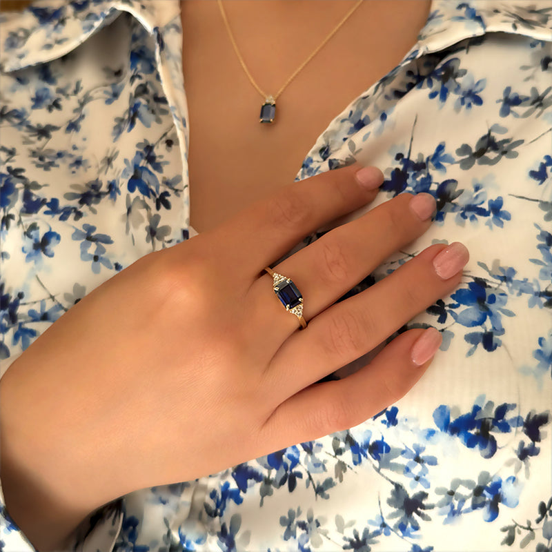 Patrizia Rectangle Ring - Sapphire Spinel