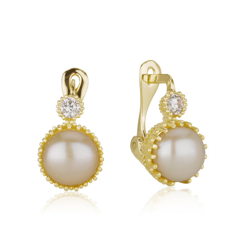 Bellissa - Pearl Short Earrings with zircon