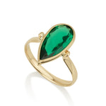 Vero Ring - Emerald Spinel