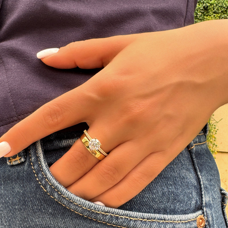 Ring Sparkling - zircon stones