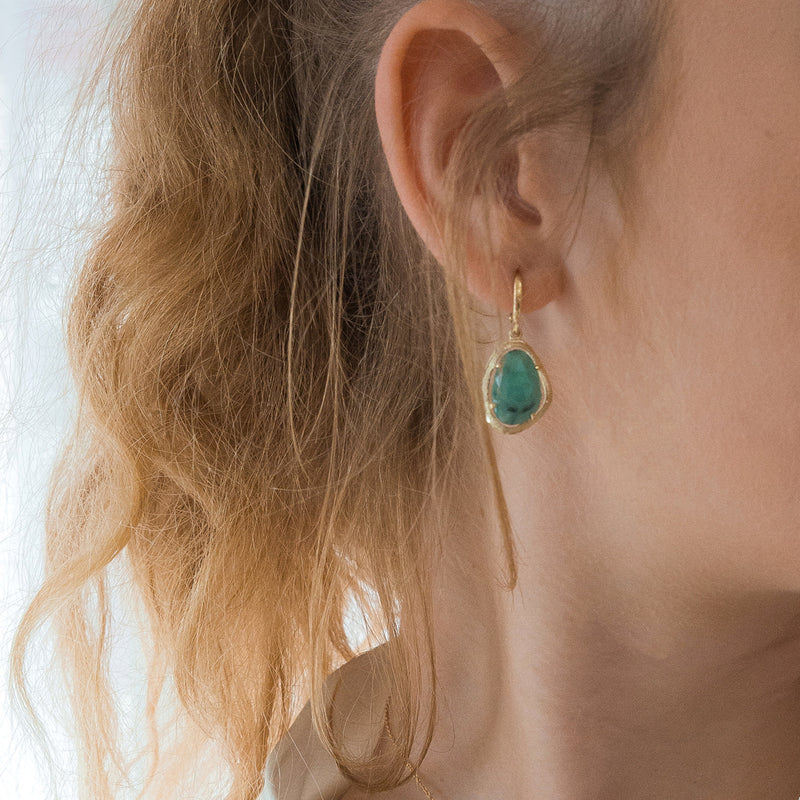 Sandrino Earrings - Natural Emerald
