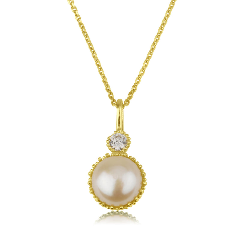 Bellissa -  Pearl Necklace with zircon