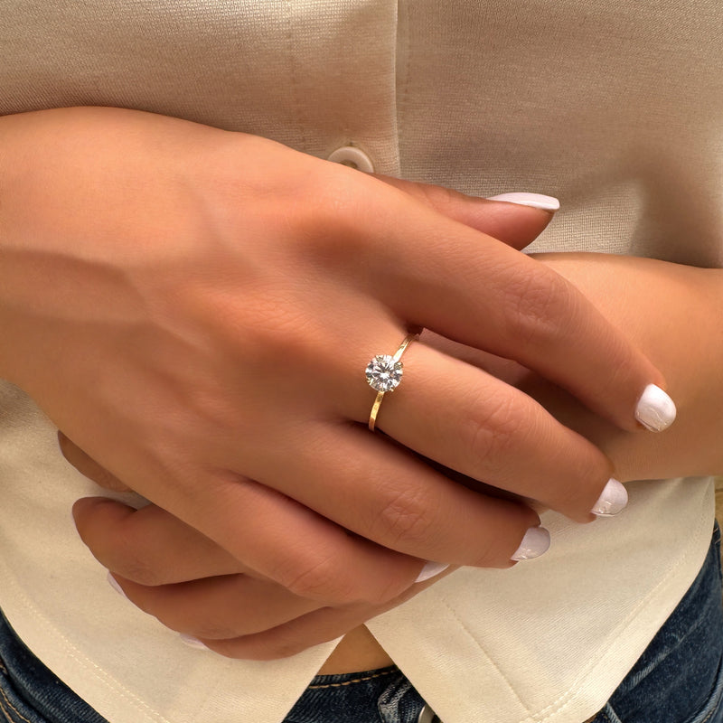 Ring Sparkling - zircon stones