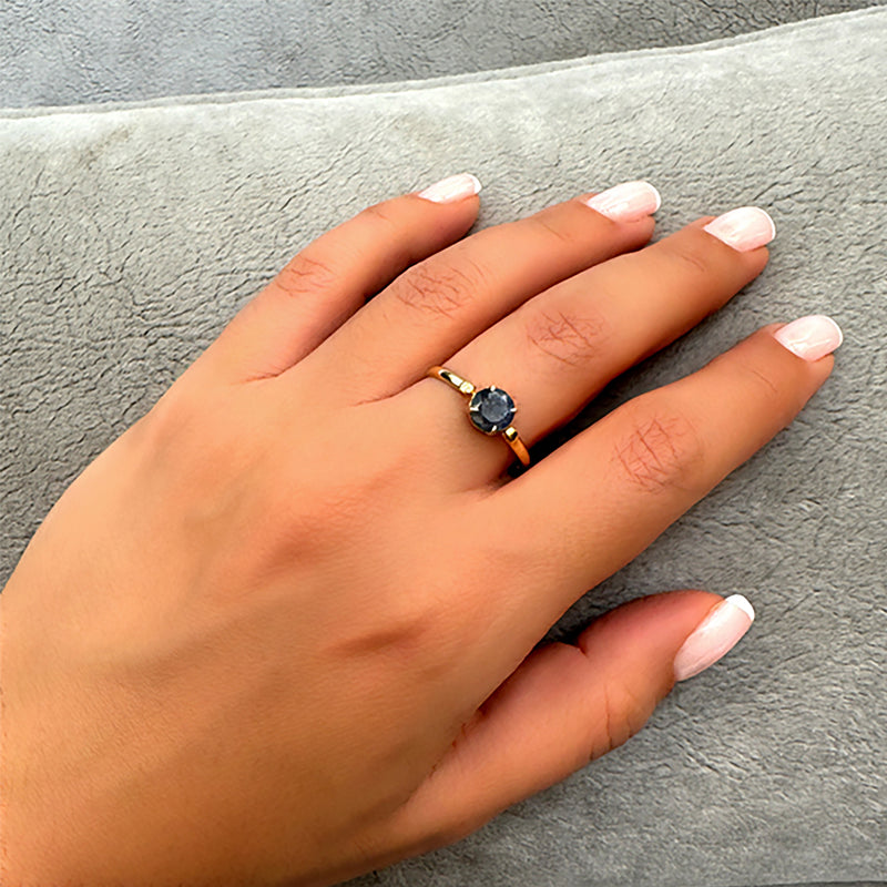 Ring Round - Natural Sapphire