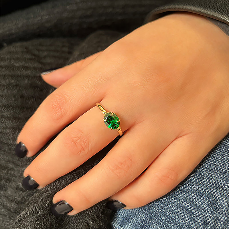 Oval Ring - Emerald Spinel