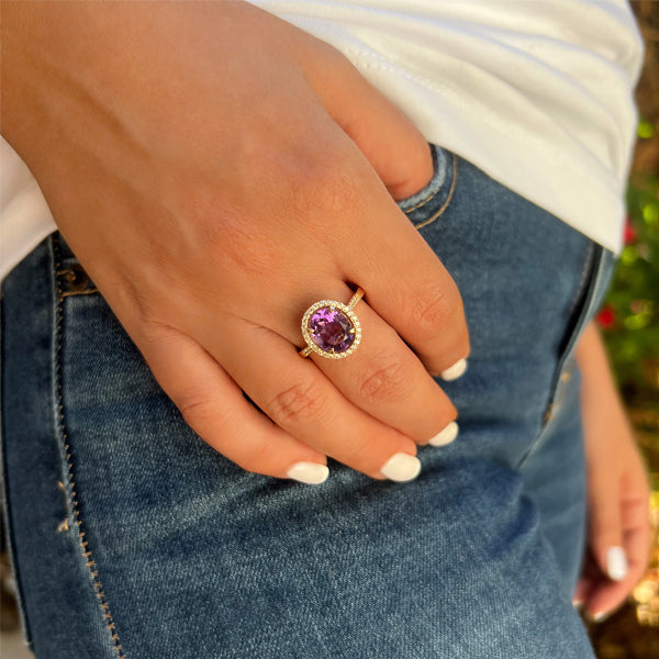Vitalia - Oval Ring Amethyst