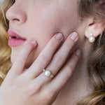 Bellissa - Pearl Ring with zircon
